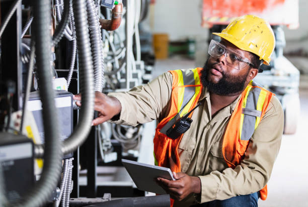 Best Electrical Contractors for Businesses  in South Euclid, OH